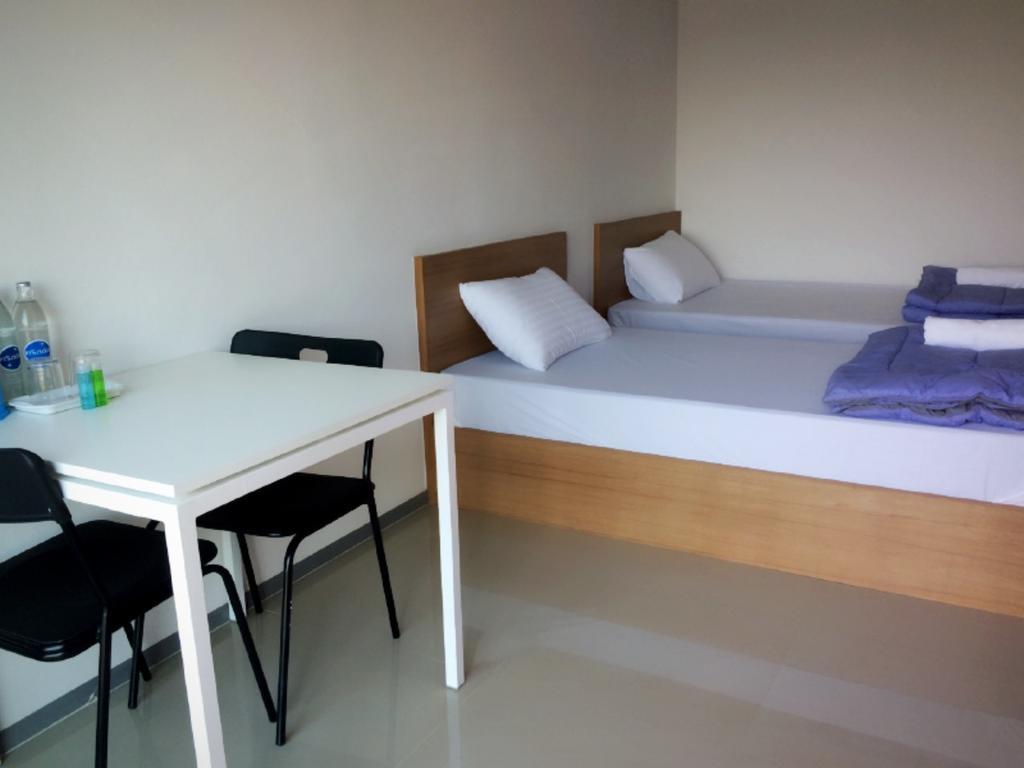 צ'ון בורי Promsook Apartment חדר תמונה