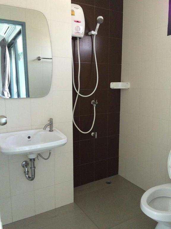 צ'ון בורי Promsook Apartment חדר תמונה