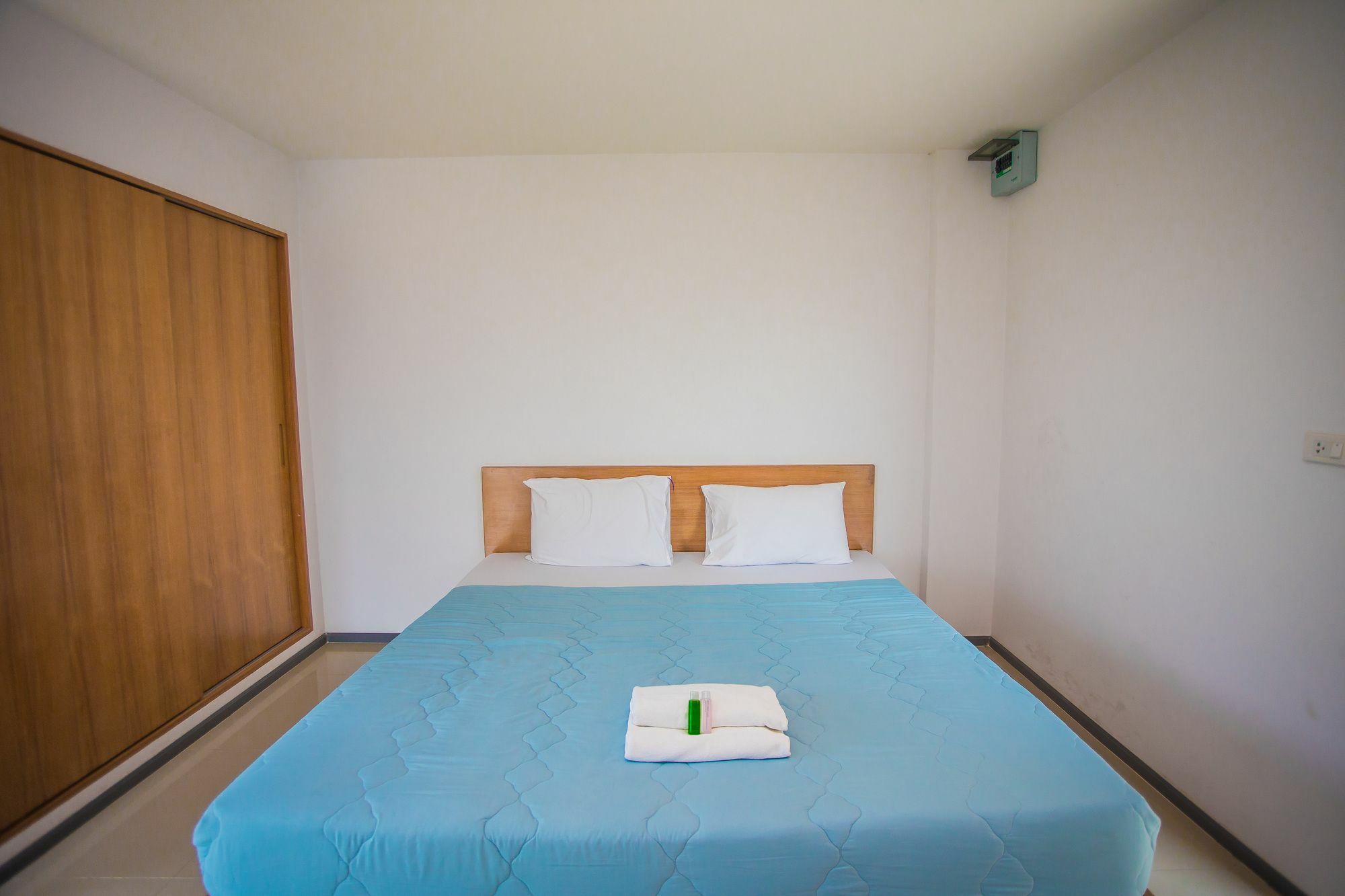 צ'ון בורי Promsook Apartment מראה חיצוני תמונה