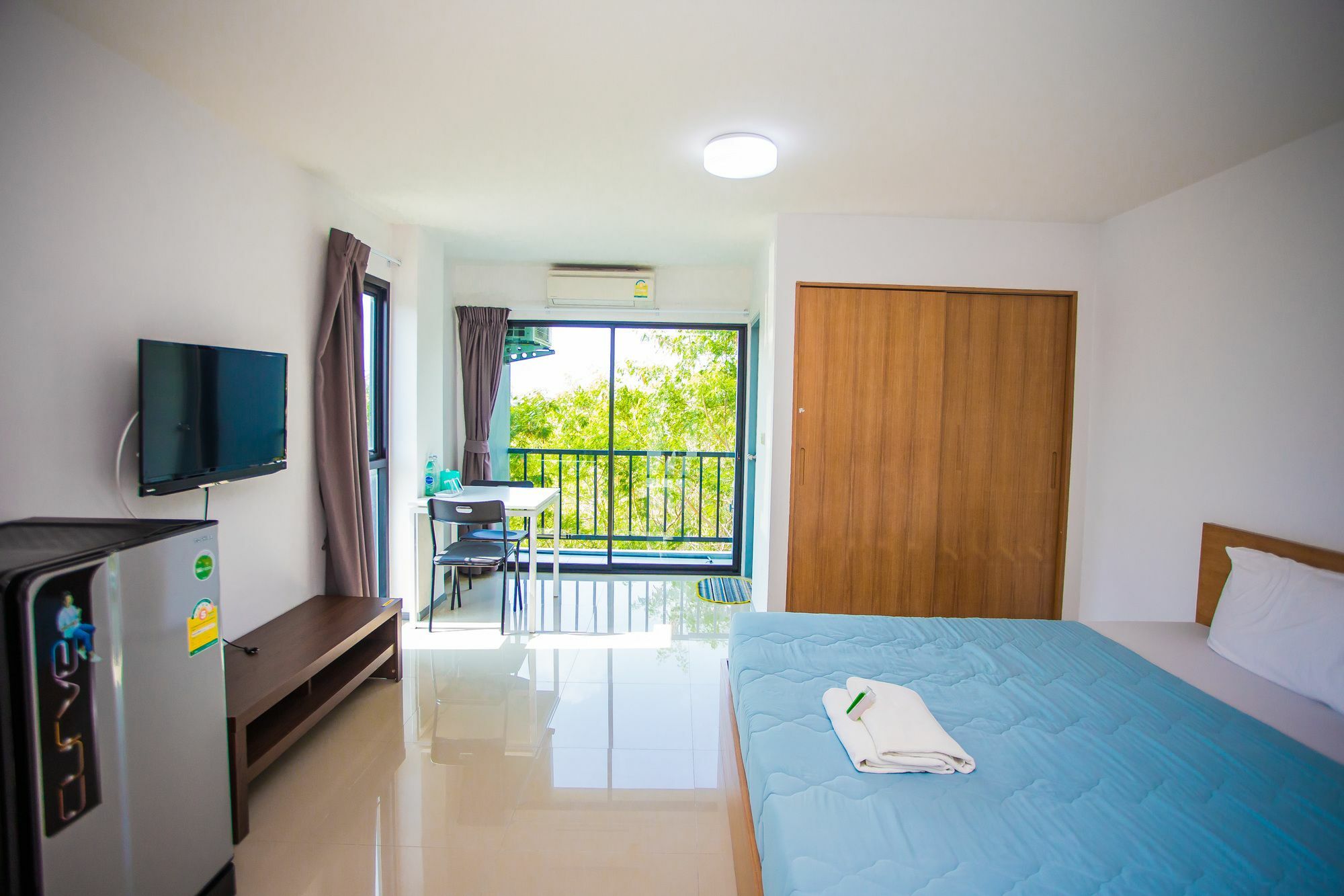 צ'ון בורי Promsook Apartment מראה חיצוני תמונה
