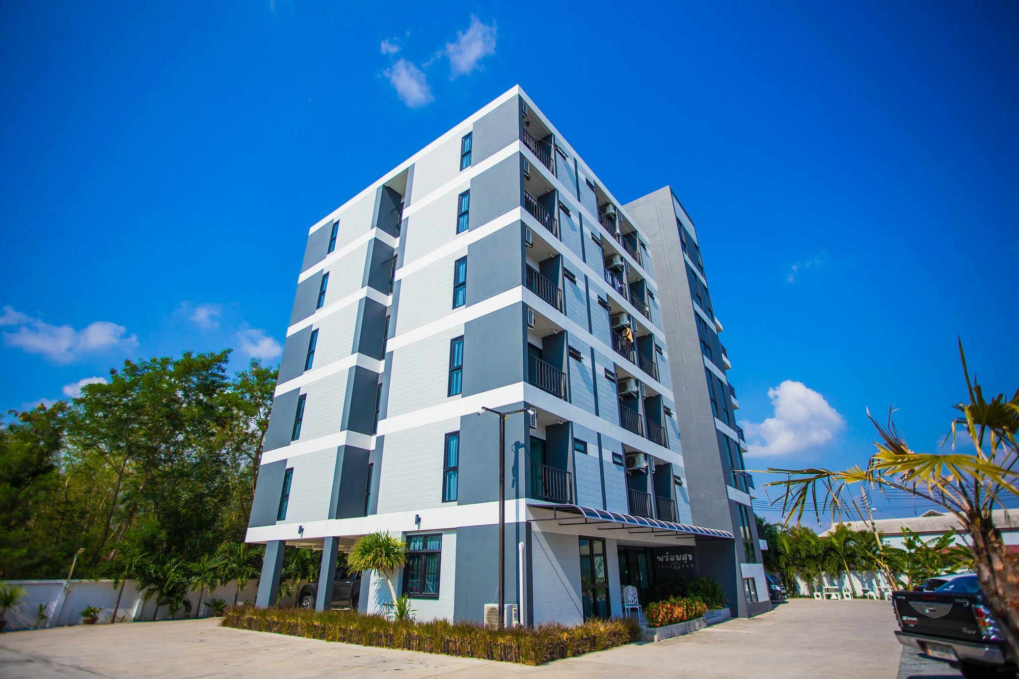 צ'ון בורי Promsook Apartment מראה חיצוני תמונה